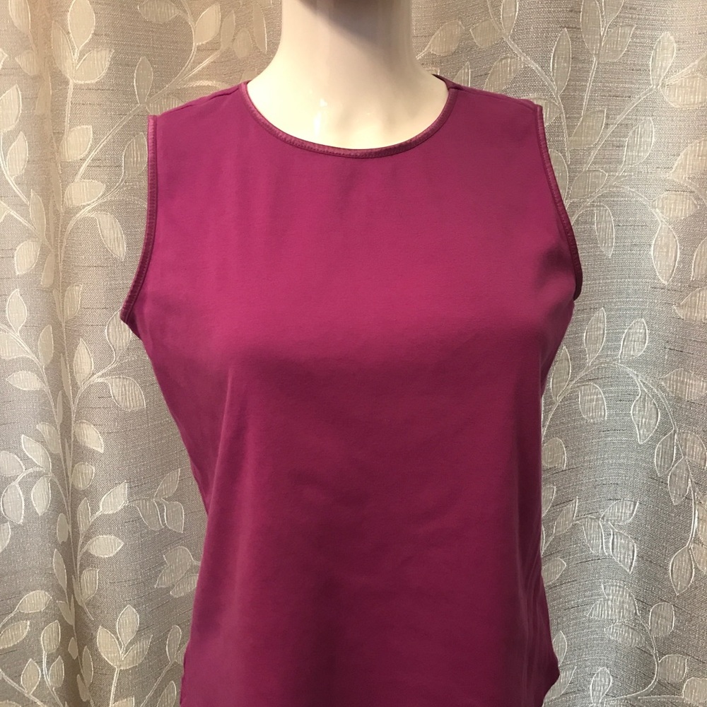 Christopher & Banks set of 2 sleeveless tank tops - Picture 3 of 4